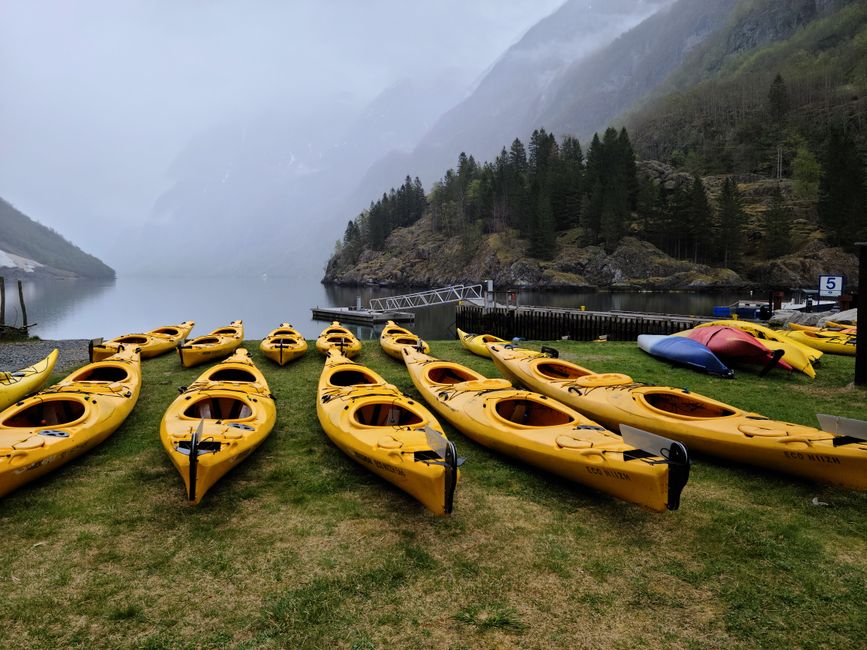 Passeio de Kayak nos Fiordes Noruegueses